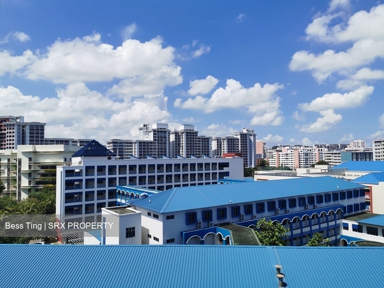 Hougang Avenue 10 thumbnail photo